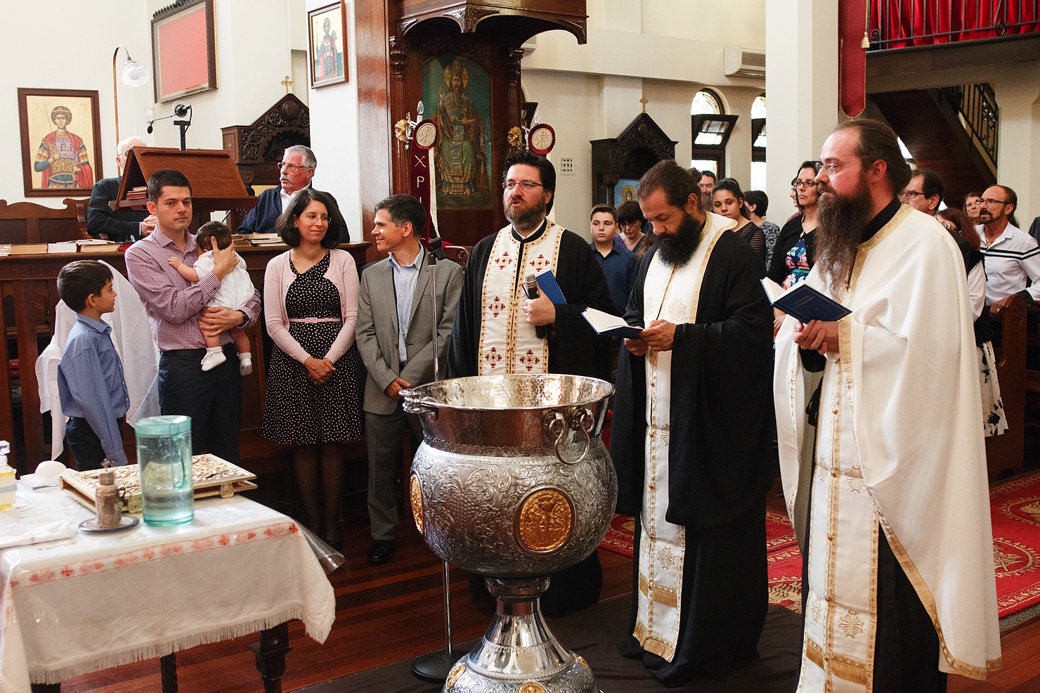 greek-orthodox-christening-baptism-16