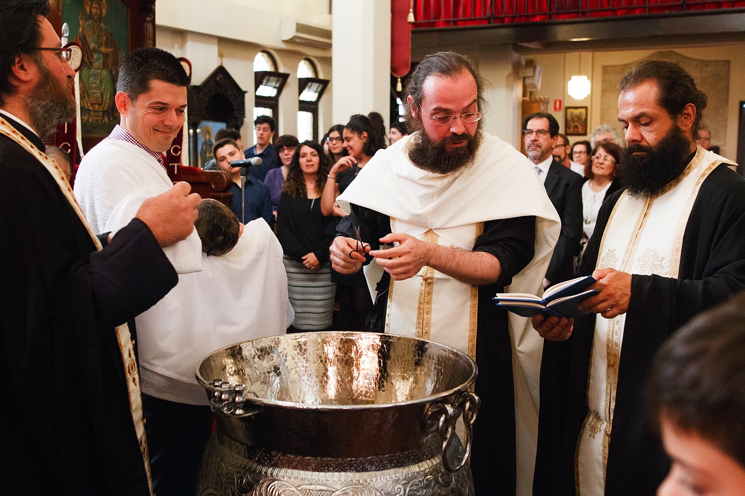 greek-orthodox-christening-baptism-31